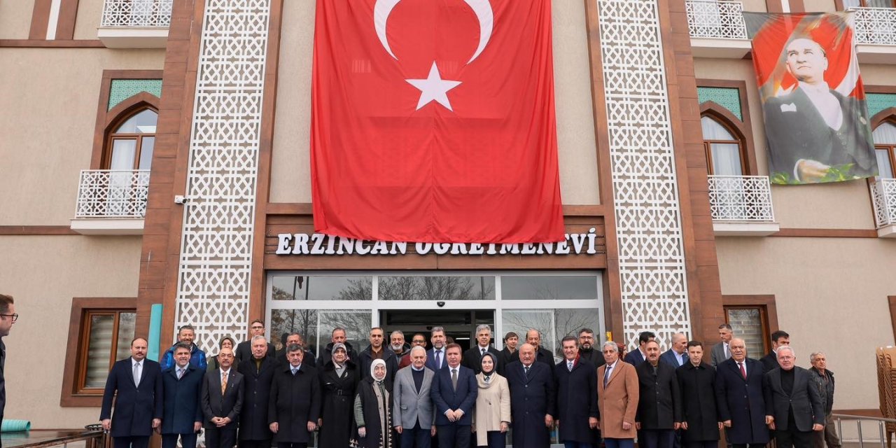 Erzincan’da yeni öğretmenevi hizmet binası Binali Yıldırım’ın katılımı ile hizmete açıldı