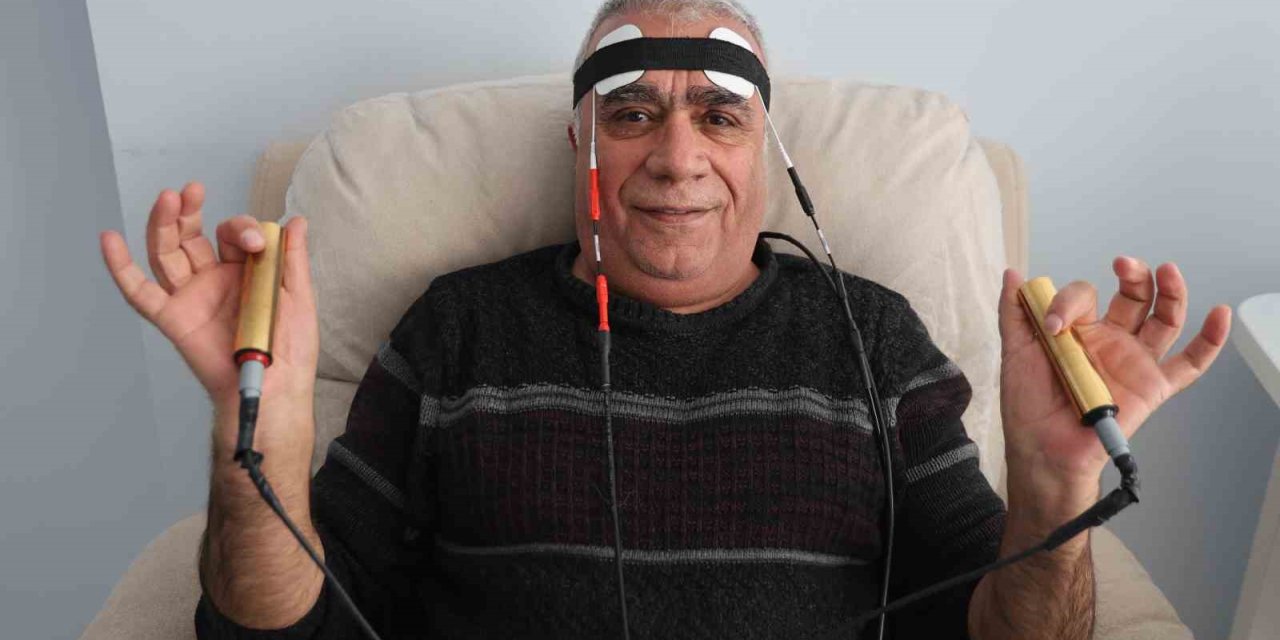 Zararın neresinden dönülürse kârdır dedi, 50 yıl içtiği sigarayı bıraktı