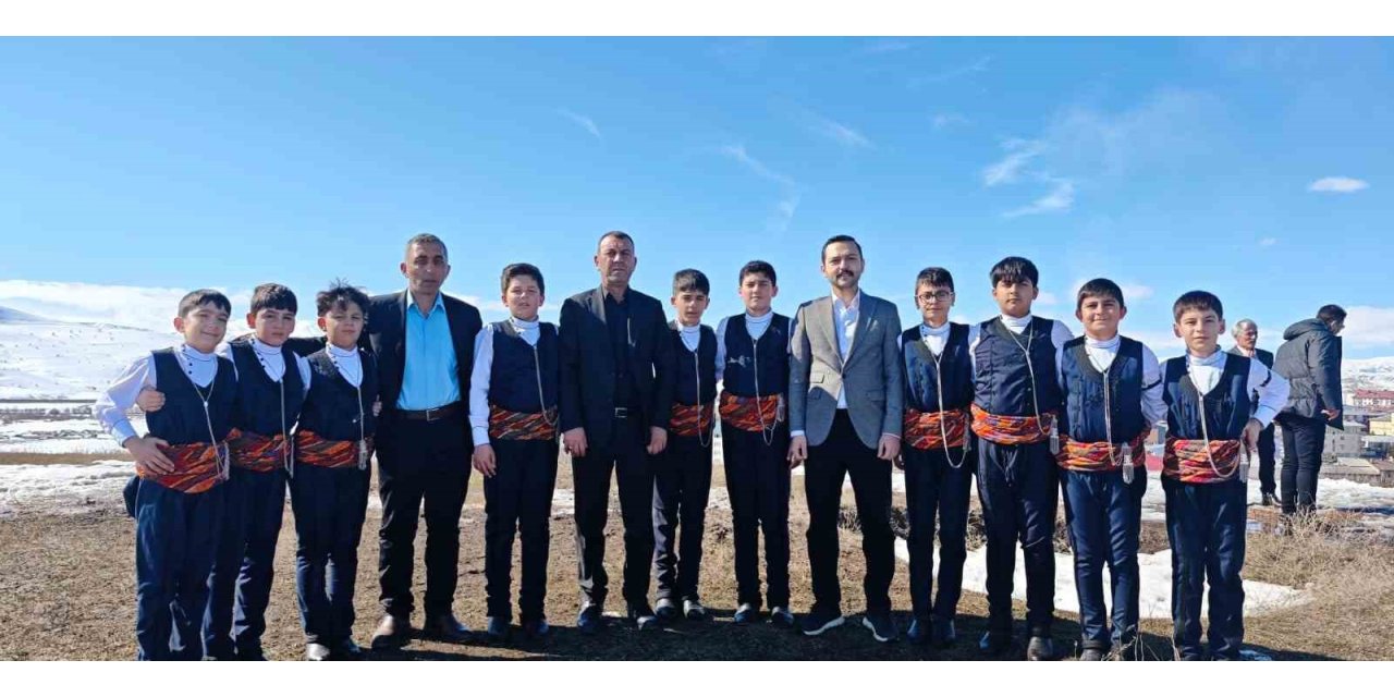 Kaymakam Emre Oğuztürk’ten şampiyon ekibe tebrik