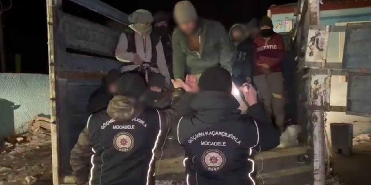 Kars’ta göçmen kaçakçılığı operasyonu: 19 düzensiz göçmen yakalandı