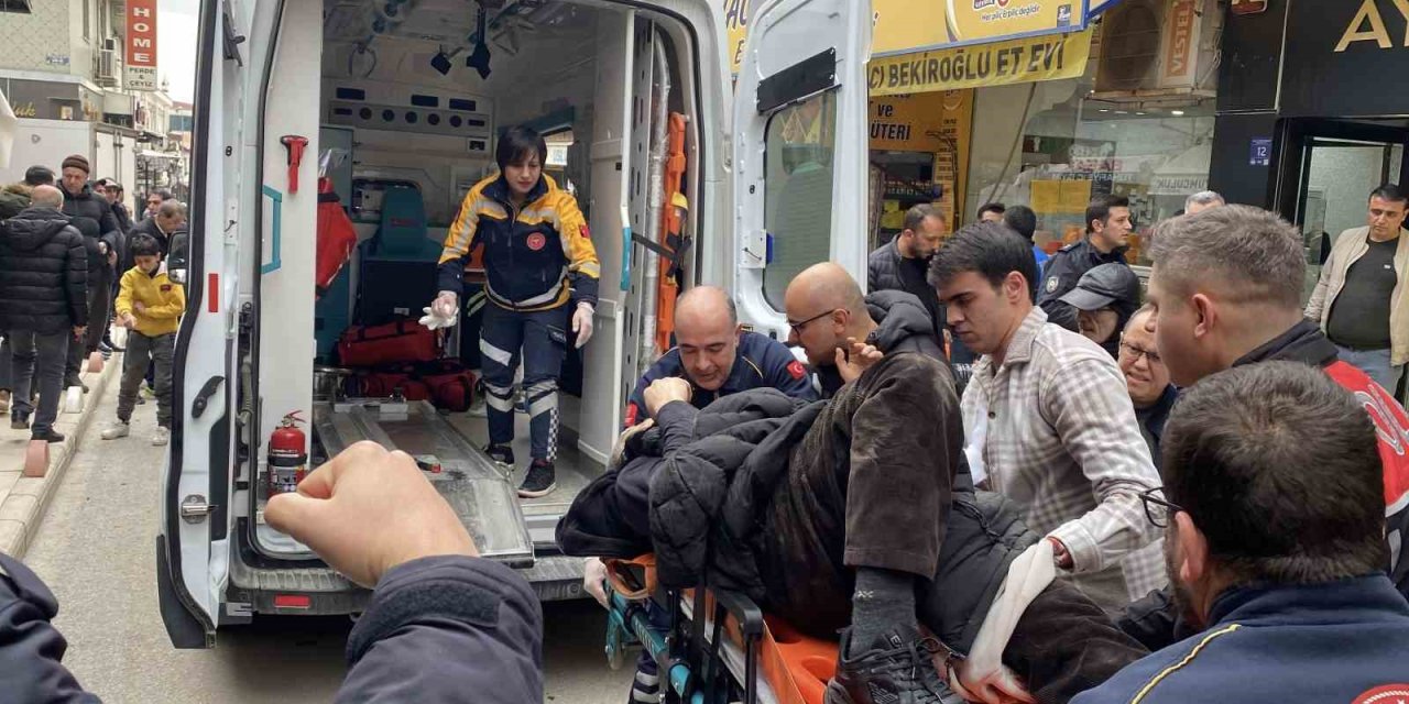 Kavga ettiği kişiye kurşun yağdırdı: O anlar kameraya yansıdı