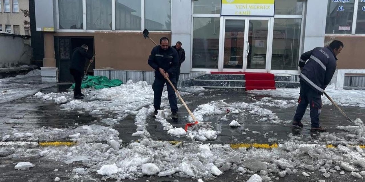 Arpaçay’da Ramazan temizliği