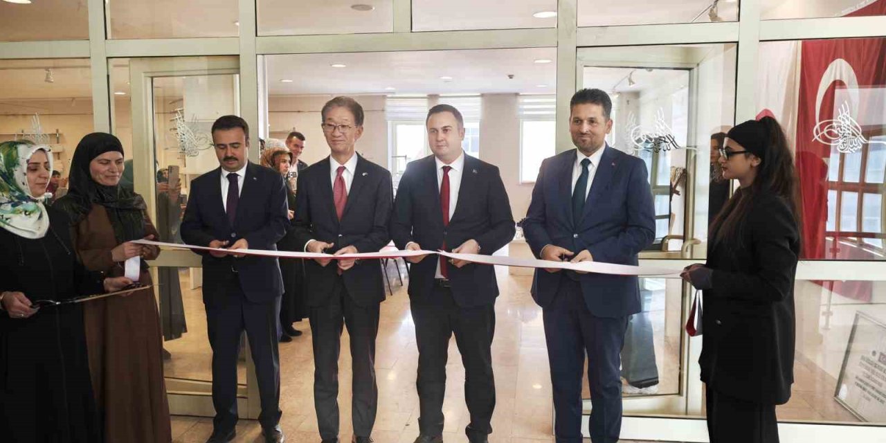 Japonya Büyükelçiliği’nden Ahlat’ta kadın istihdamına destek