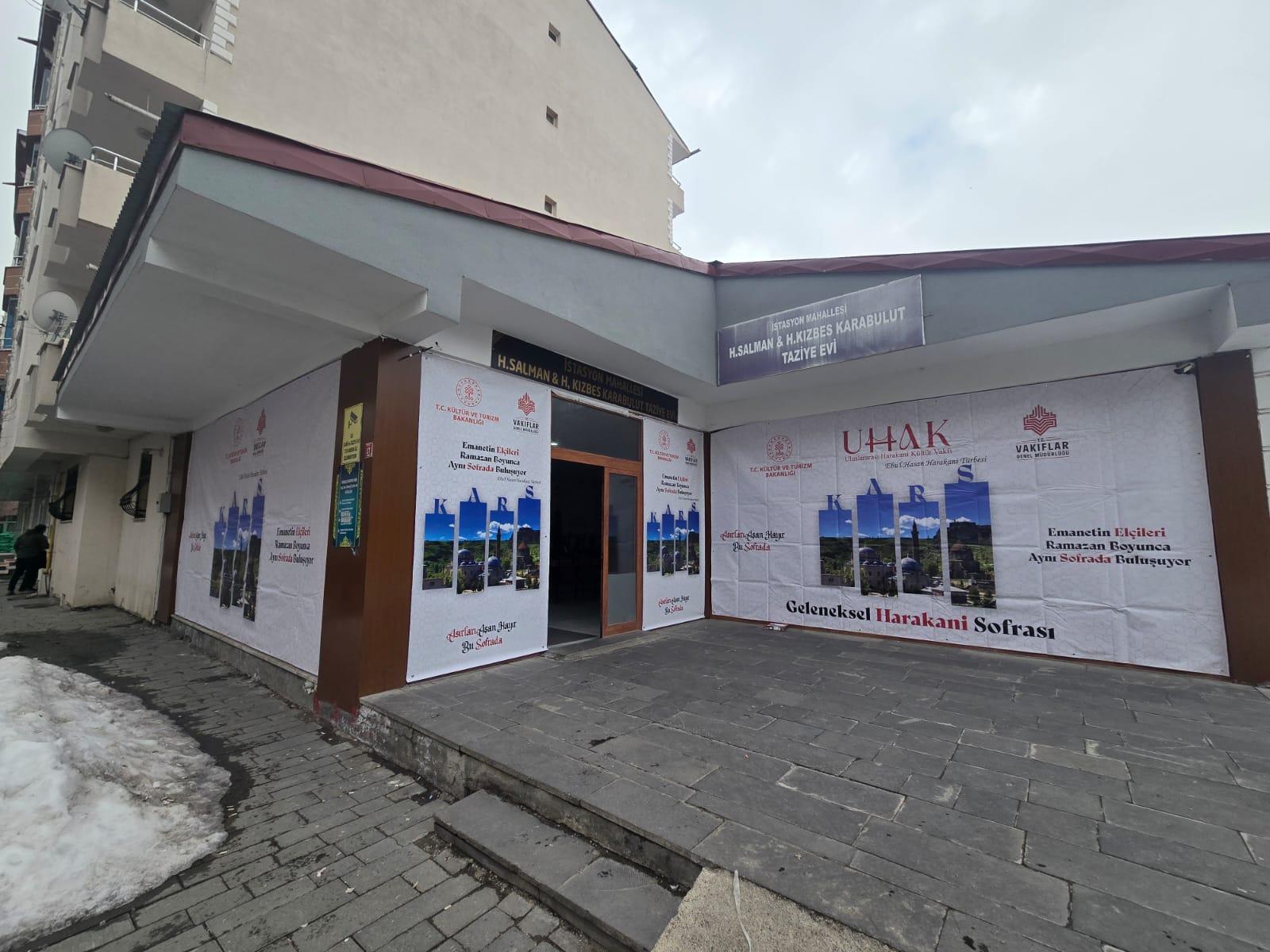 Kars’ta 'Harakani Sofrası' kuruluyor: Vakıflar asırlık geleneği sürdürüyor