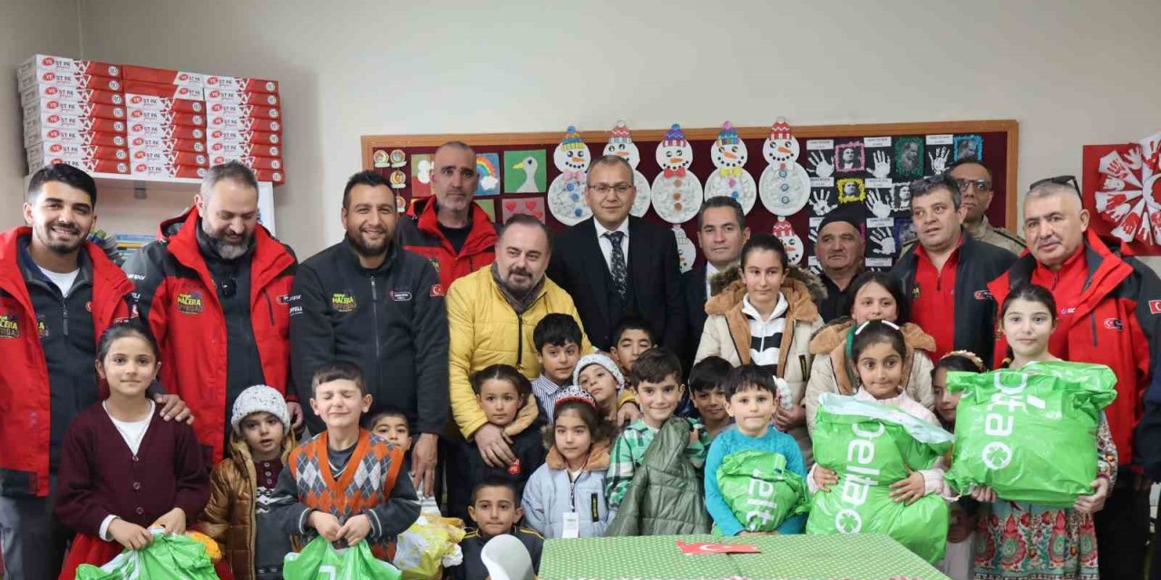 Erzurum’da miniklere umut eli uzandı