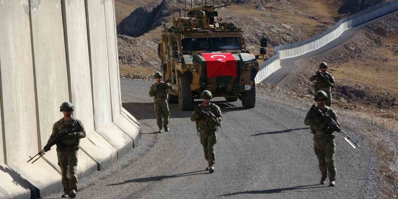 ABD-İran gerilimi gölgesinde Türkiye’nin güvenlik kalkanı: Van sınır duvarı hayati rol üstleniyor