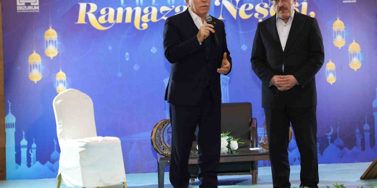 Yakutiye Medresesi’nde manevi buluşma: "Ramazan Neşesi" ilgi odağı