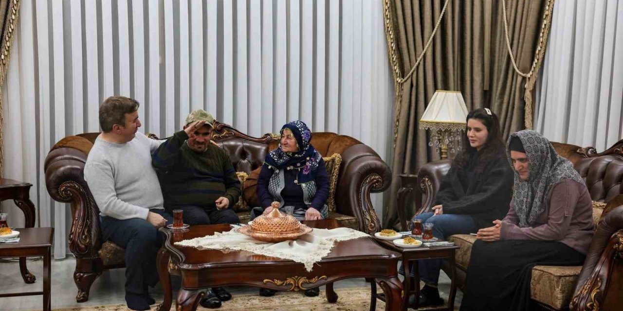 Erzincan’da hayatını kardeşlerine adayan Çilem’in sessiz kahramanlığı