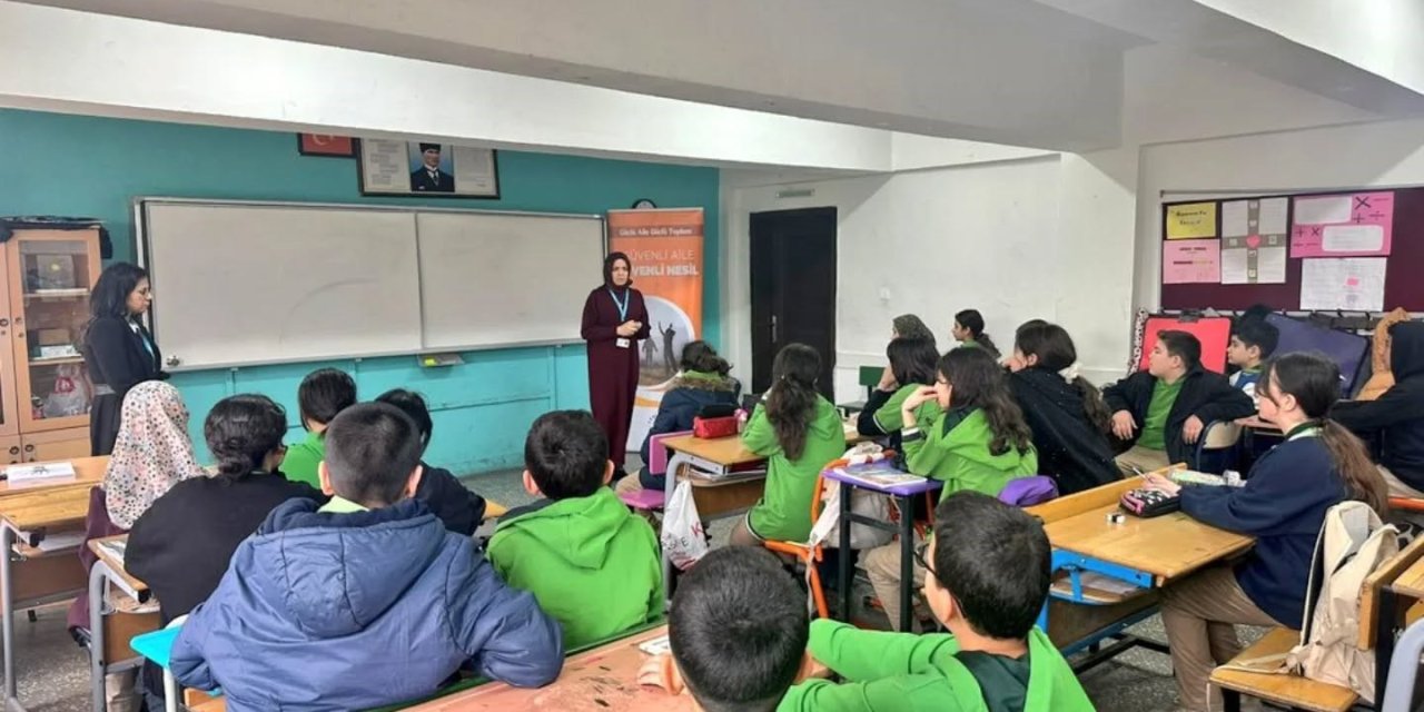 Yeşilyurt’ta "Güvenli aile, güvenli nesil" projesiyle geleceğe güvenli adımlar atlıyor