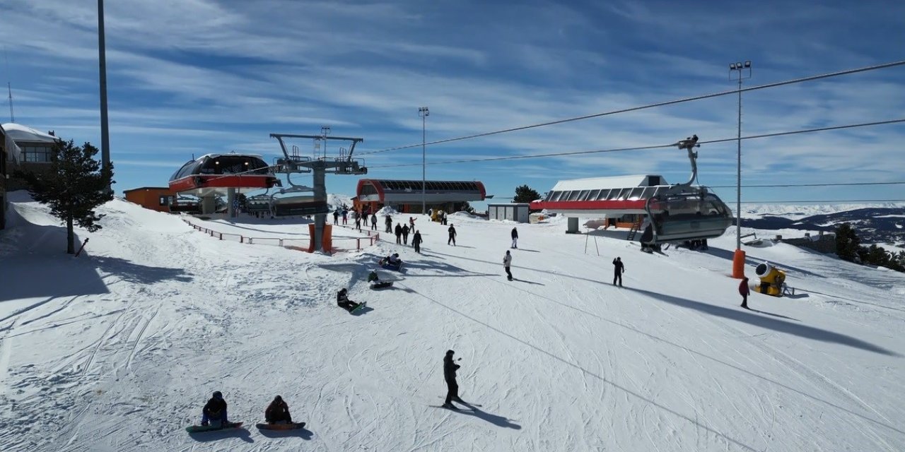 Sarıkamış, snowboard ve kayak tutkunlarını ağırlıyor