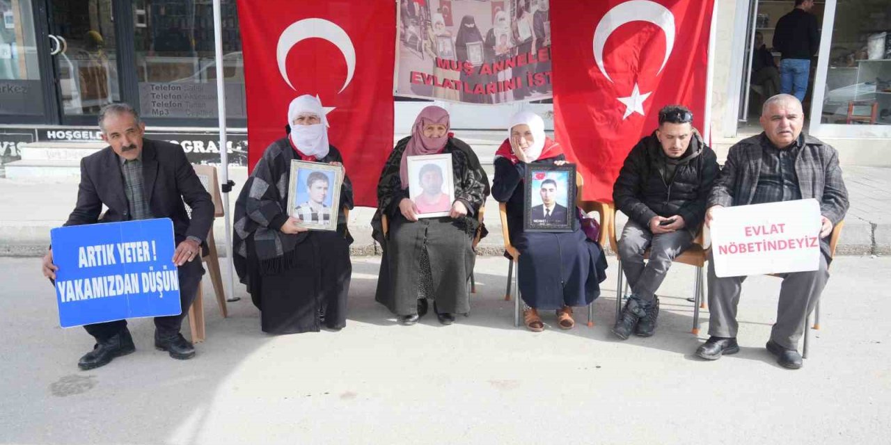 Muş’ta evlat nöbeti devam ediyor