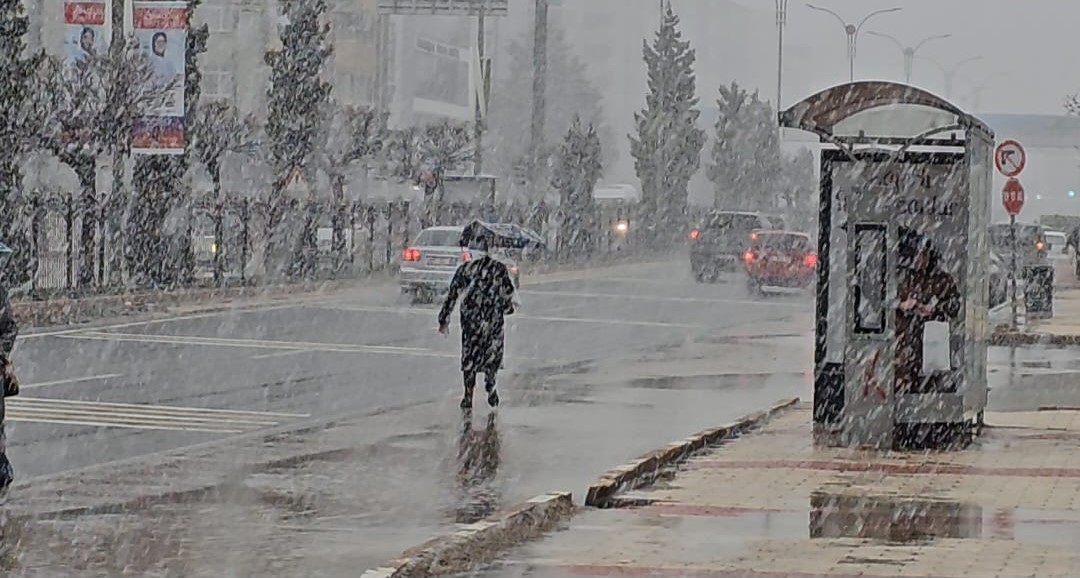 Elazığ’da yoğun kar yağışı