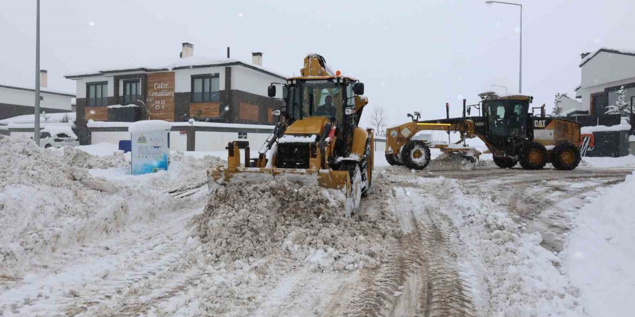 Aziziye’de karla mücadele seferberliği
