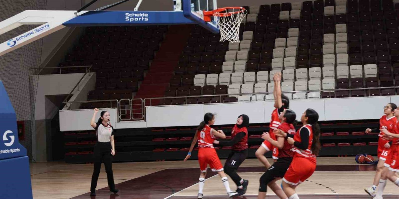 Elazığ’da basketbol bölge şampiyonası sona erdi
