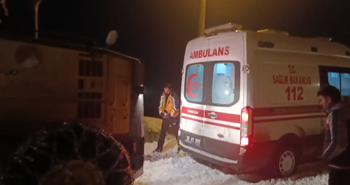 Kars'ta kar esareti: Yaralı kadın için ekipler seferber oldu