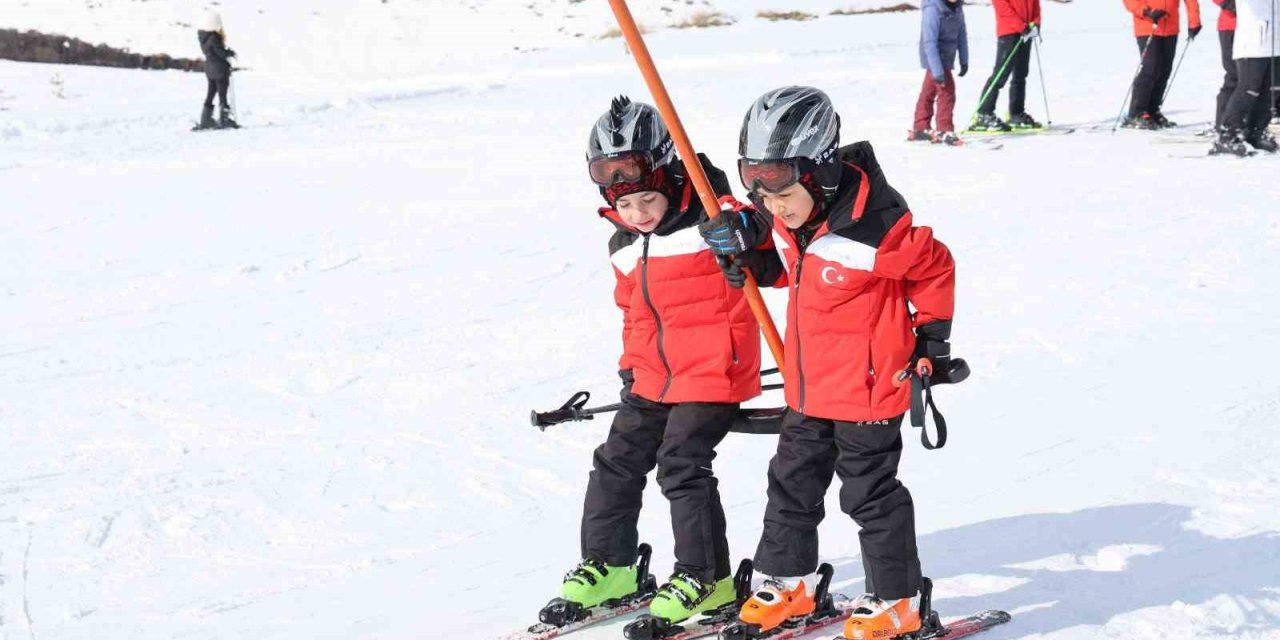 Bitlis’te kayak altyapısına akademik destek