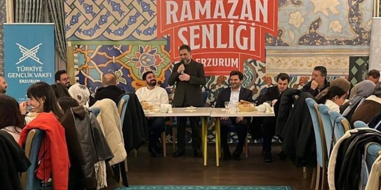 Başkan Uçar, TÜGVA iftarında gençlerle buluştu