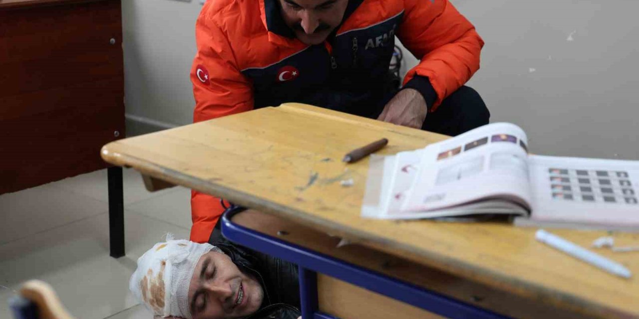 Elazığ’da okullarda deprem tatbikatı