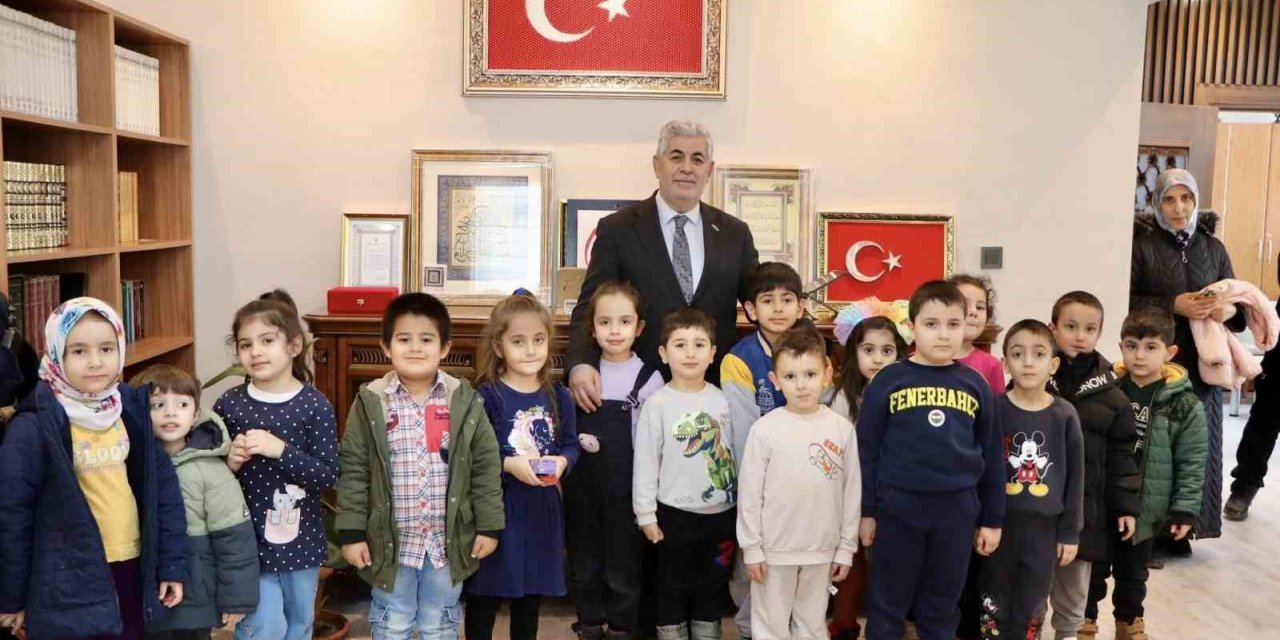 Elazığ’da öğrencilerinden Filistin’e anlamlı destek