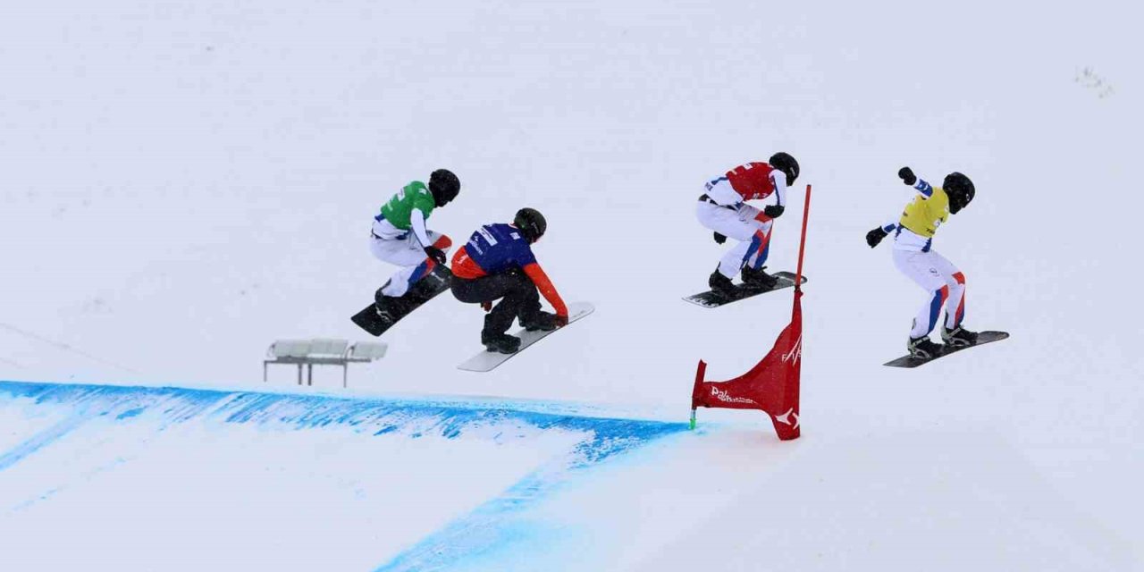 Dünya’nın yıldızları Palandöken’de yarışıyor