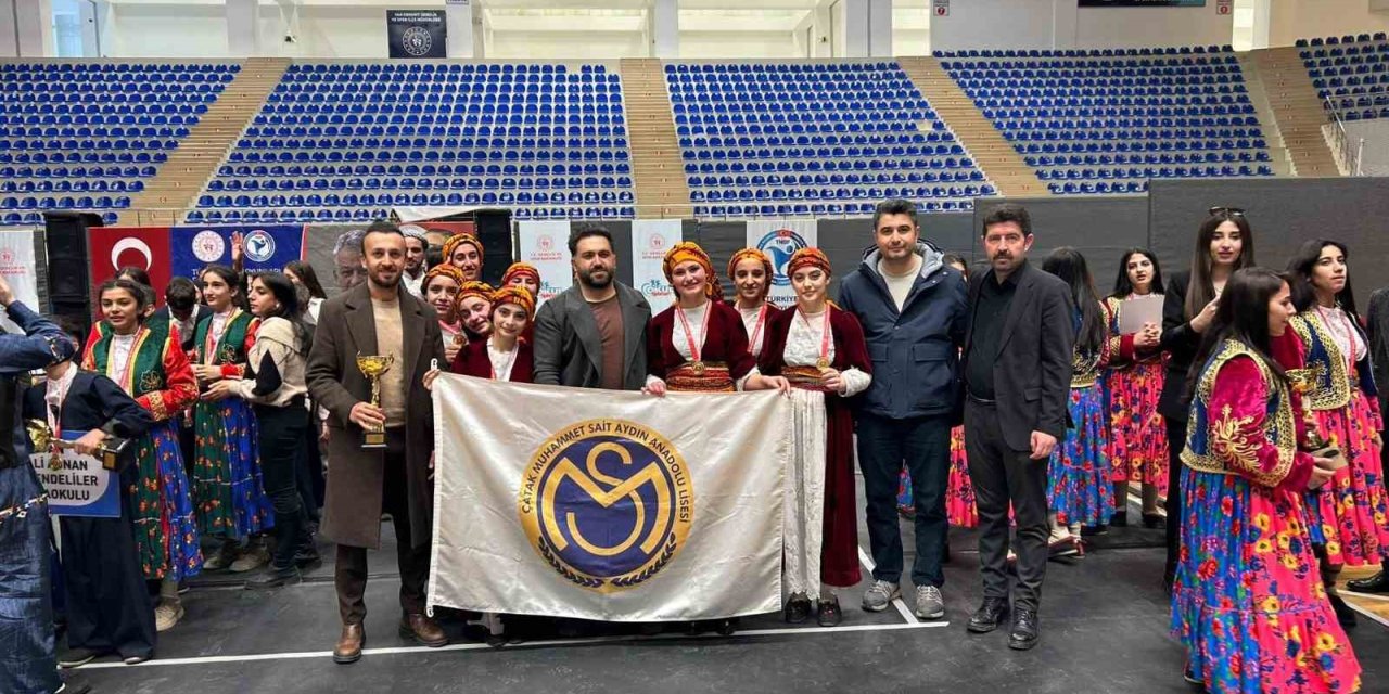 Çataklı öğrencilerden büyük başarı