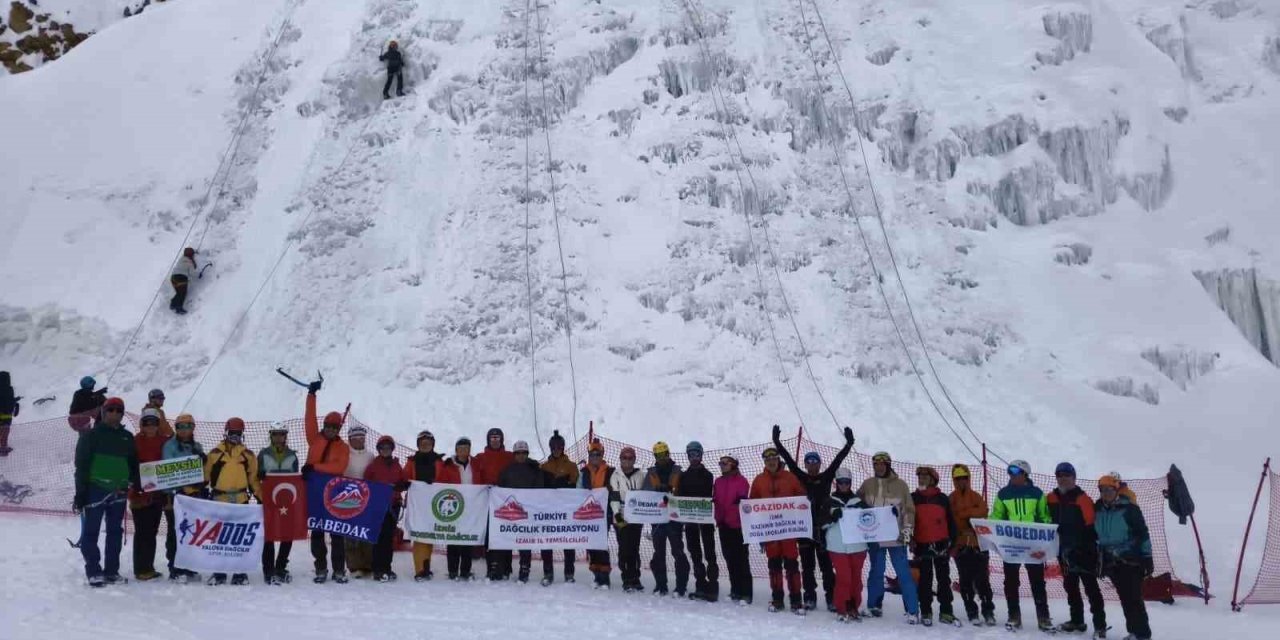 Palandöken’de buz tırmanışı eğitimi başarıyla gerçekleşti