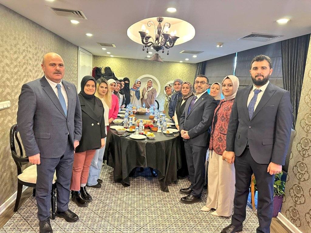 AK Parti Kağızman'dan iftarda buluştu