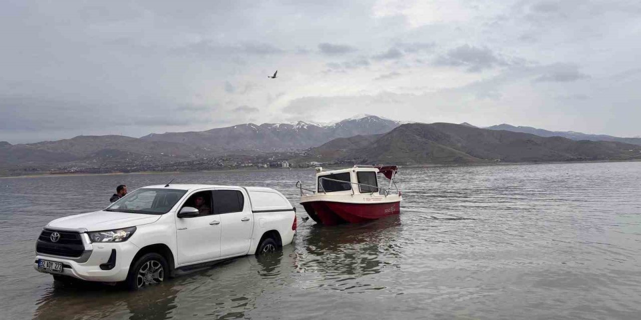 Elazığ’da kış mevsimi balık örneklemesi çalışması