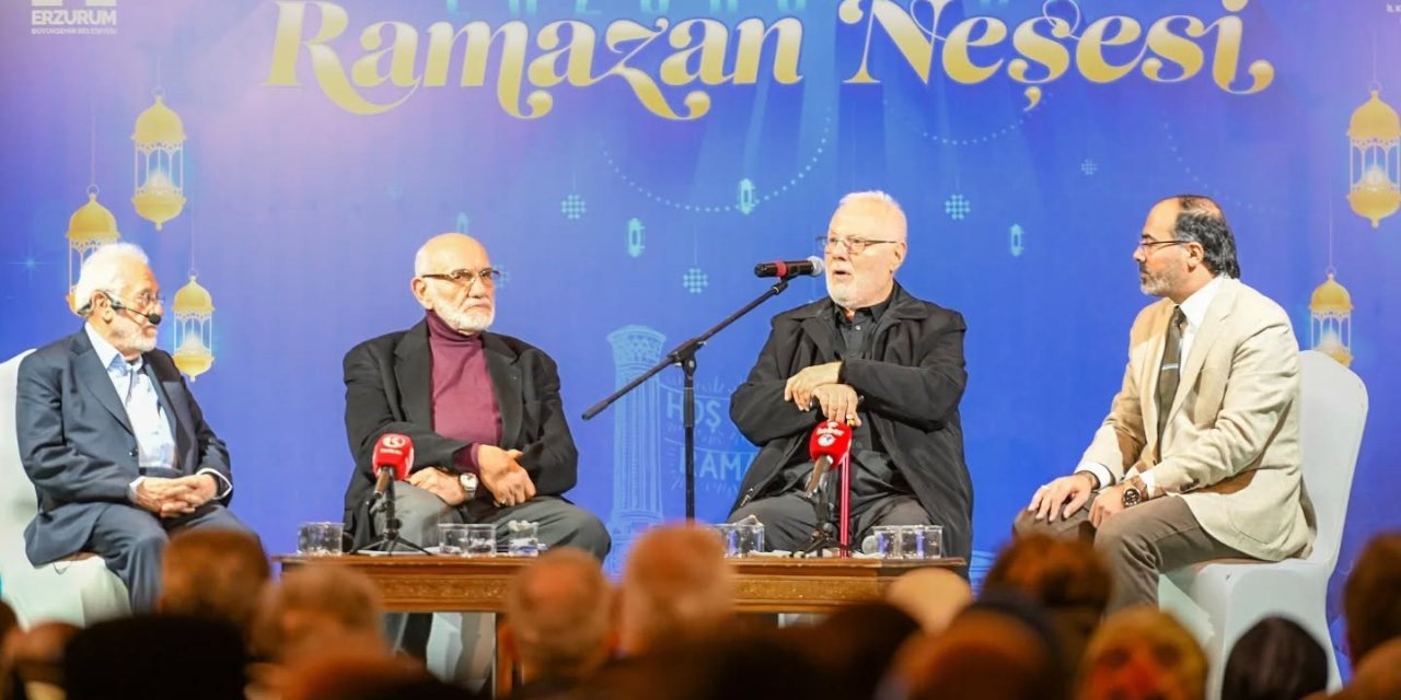 Tarihi mekanda "Medreseden Üniversiteye Erzurum’da İlim"  konuşuldu