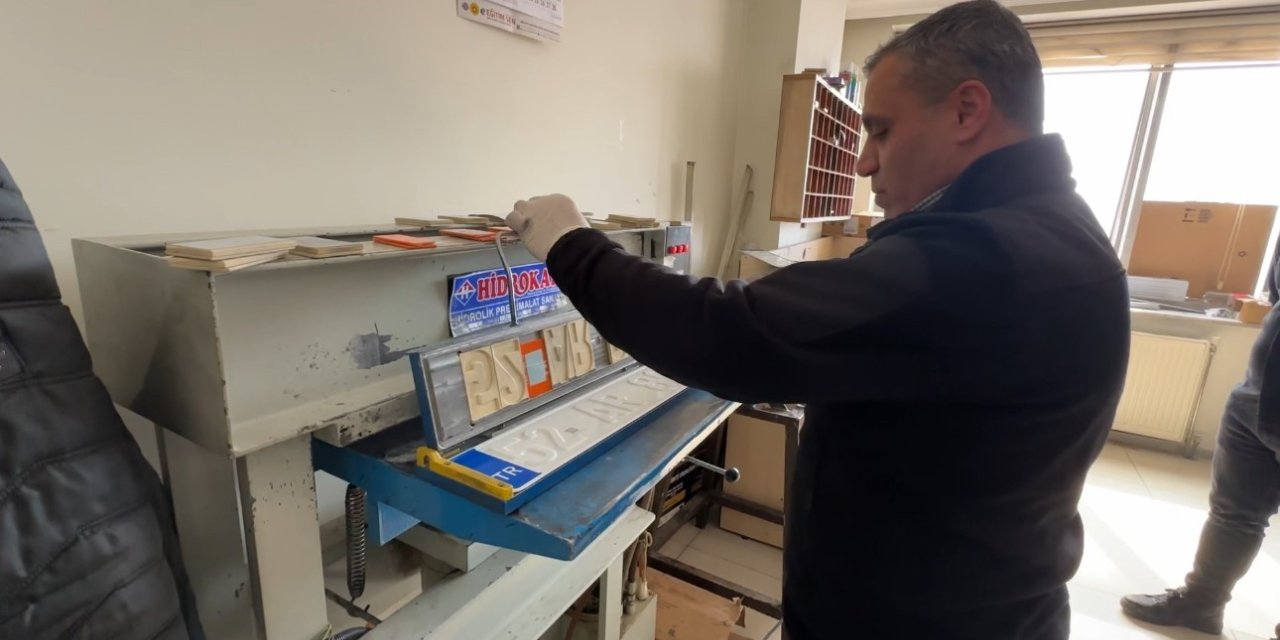 Yüksekova’da APP plaka mesaisi: İşlemler 10 dakikada tamamlanıyor