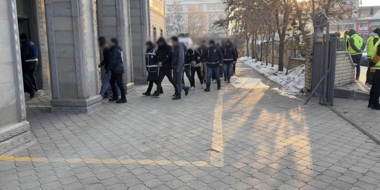 Ağrı merkezli yasa dışı bahis operasyonunda 65 tutuklama