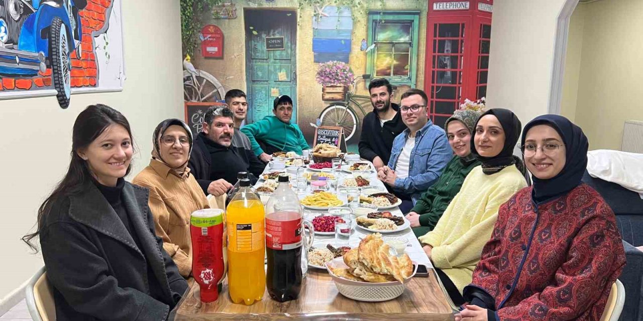 Erzurum’da anlamlı iftar: Engelli vatandaşın hayali gerçek oldu