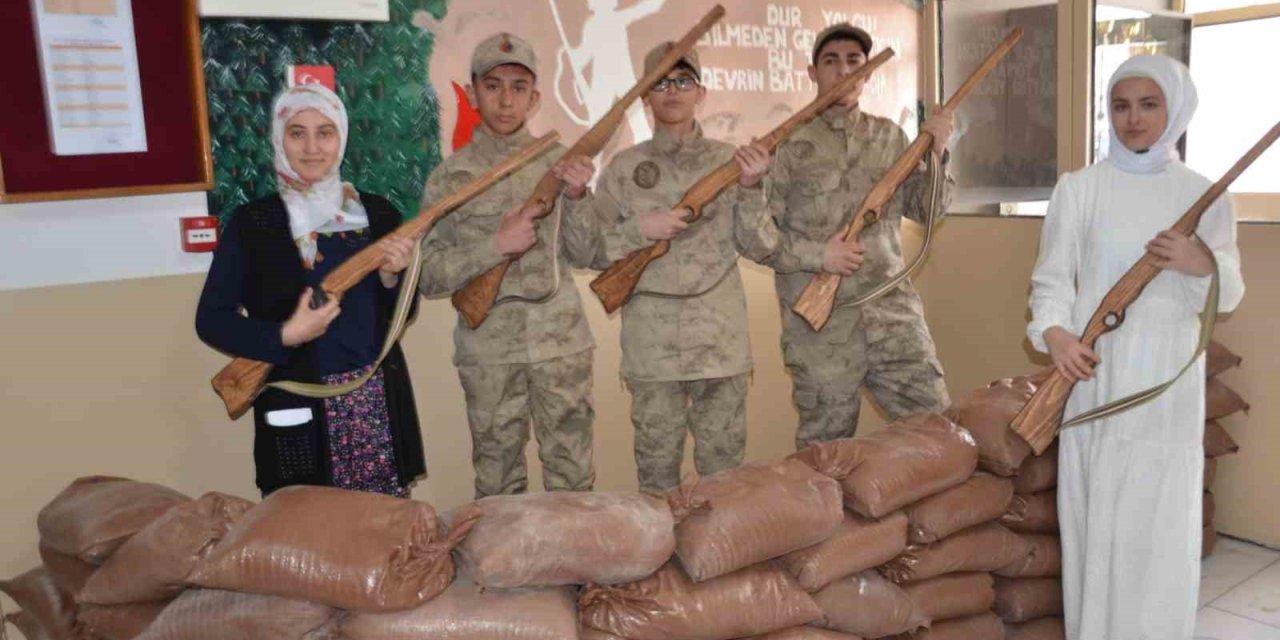 Tercan’da Çanakkale Zaferi’nin 111. yıl dönümü anıldı