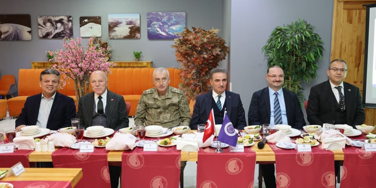 KUDAKAF paydaşları, düzenlenen iftar programında bir araya geldi