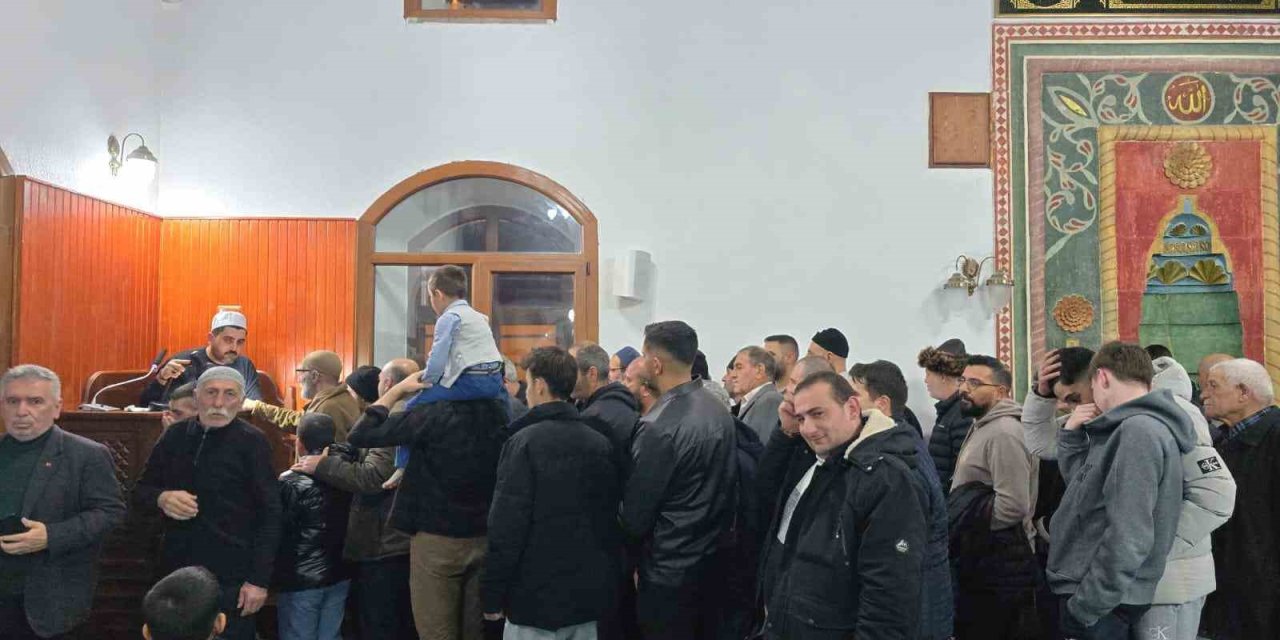 Tercan’da Sakal-ı Şerif ziyarete açıldı