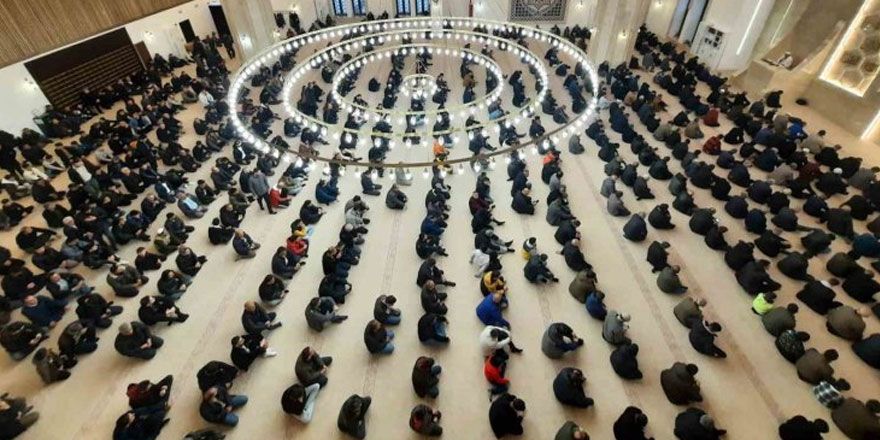 İl il Ramazan Bayramı namazı saatleri 2026