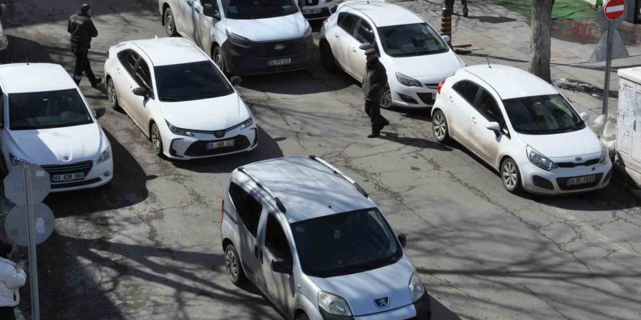 Kars’ta trafiğe kayıtlı araç sayısı 55 bin 158’e ulaştı