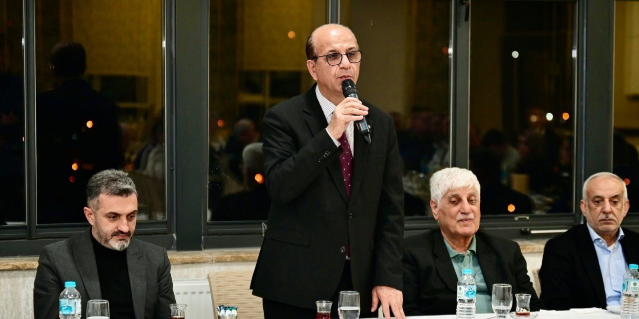 Başkan Geçit, belediye meclis üyeleriyle ‘vefa’ iftarında buluştu