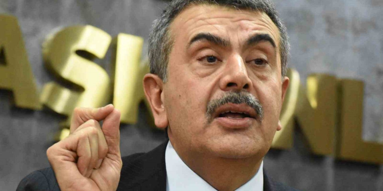Milli Eğitim Bakanı Tekin: "CHP’de olanları seyretmekten ülkem adına utanıyorum"