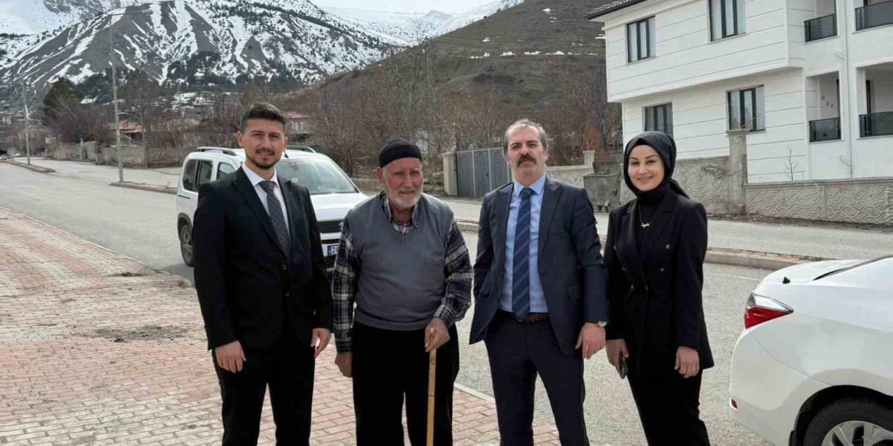 Erzincan Emniyetinden şehit ve gazi ailelerine bayram ziyareti