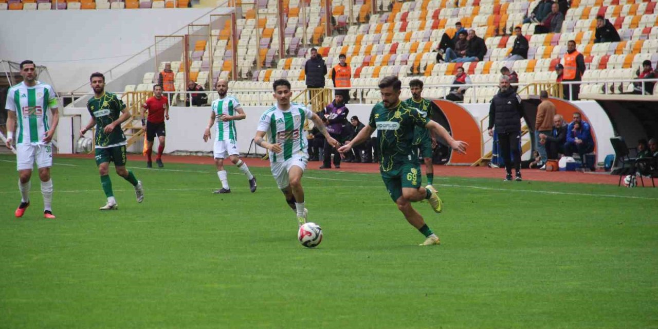 TFF 3. Lig: Malatya Yeşilyurtspor: 3 - Osmaniyespor: 2
