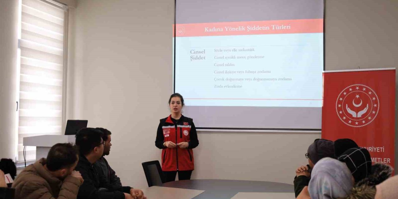 Kadına yönelik şiddetle mücadele eğitimi verildi