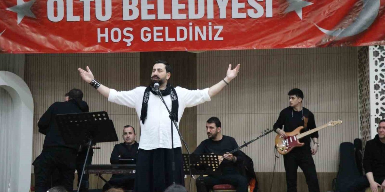 25 Mart konseri ile coştular