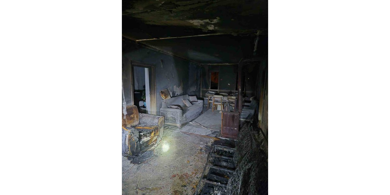 Van’da ev yangını