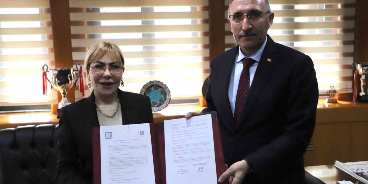 FÜ ile SEZA Çimento arasında protokol