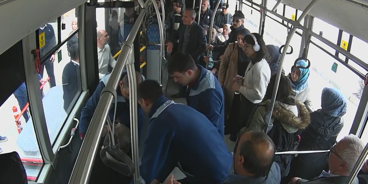 Kalp krizi geçiren yolcuyu hastaneye yetiştiren kahraman şoför konuştu: "Otobüsümüze binen her yolcu bize emanet"