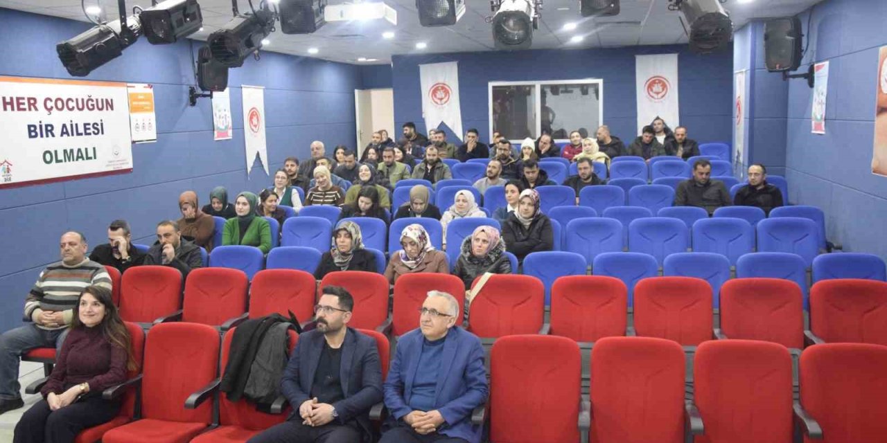 Muş’ta "Çocukla Etkili İletişim" eğitimi verildi