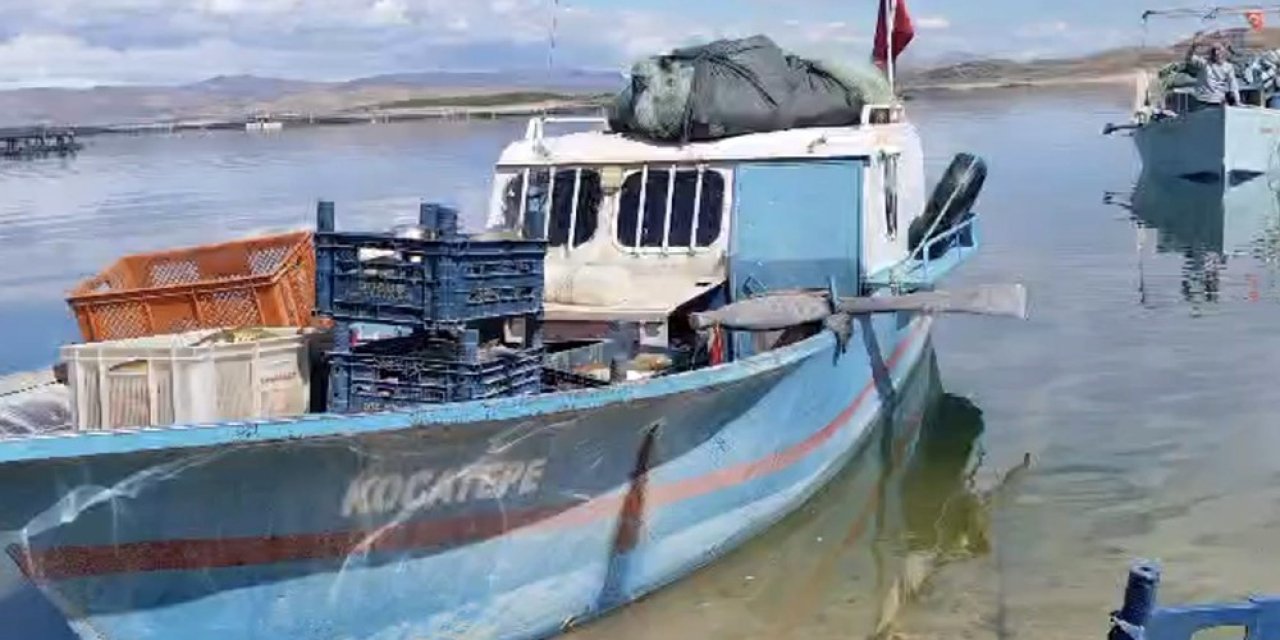 Av yasağı başladı: Balıkçılar teknelerini karaya çekti