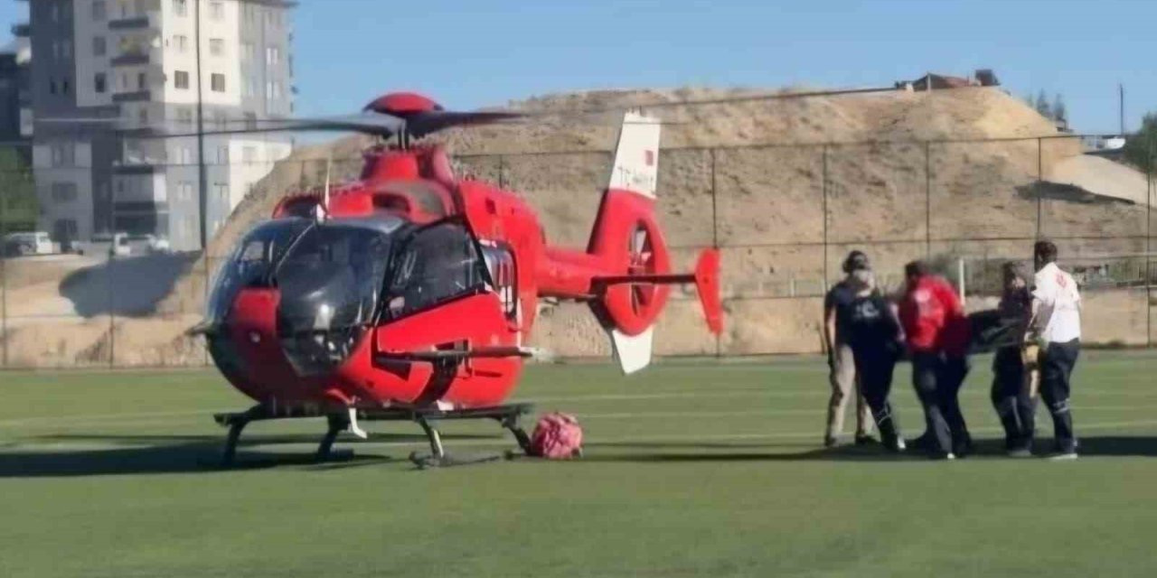 Malatya’da havale geçiren bebek hava ambulansıyla sevk edildi