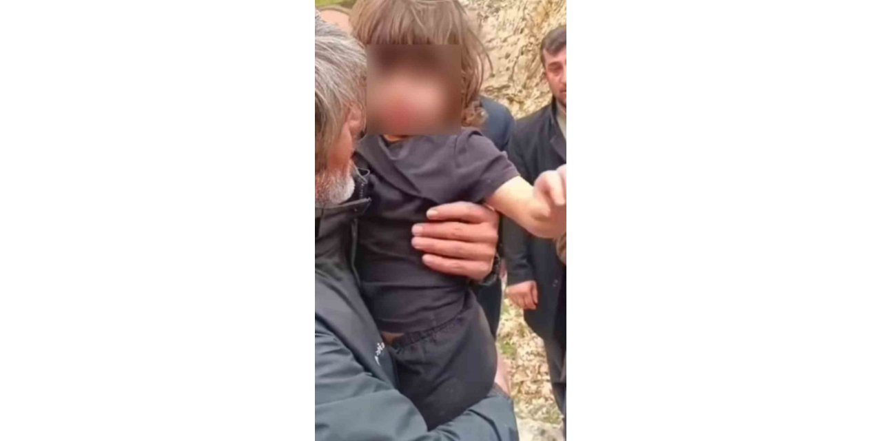 Hizan’da kaybolan küçük kız sağ olarak bulundu